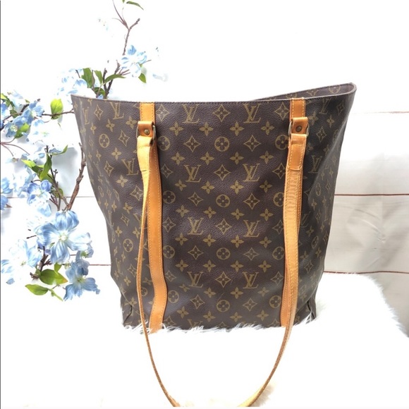 Louis Vuitton Handbags - LOUIS VUITTON Large shopping tote  / travel bag